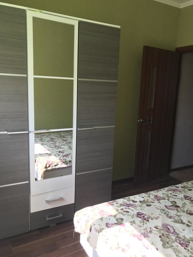 Апартаменты Апартаменты с видом на море Черноморск-14